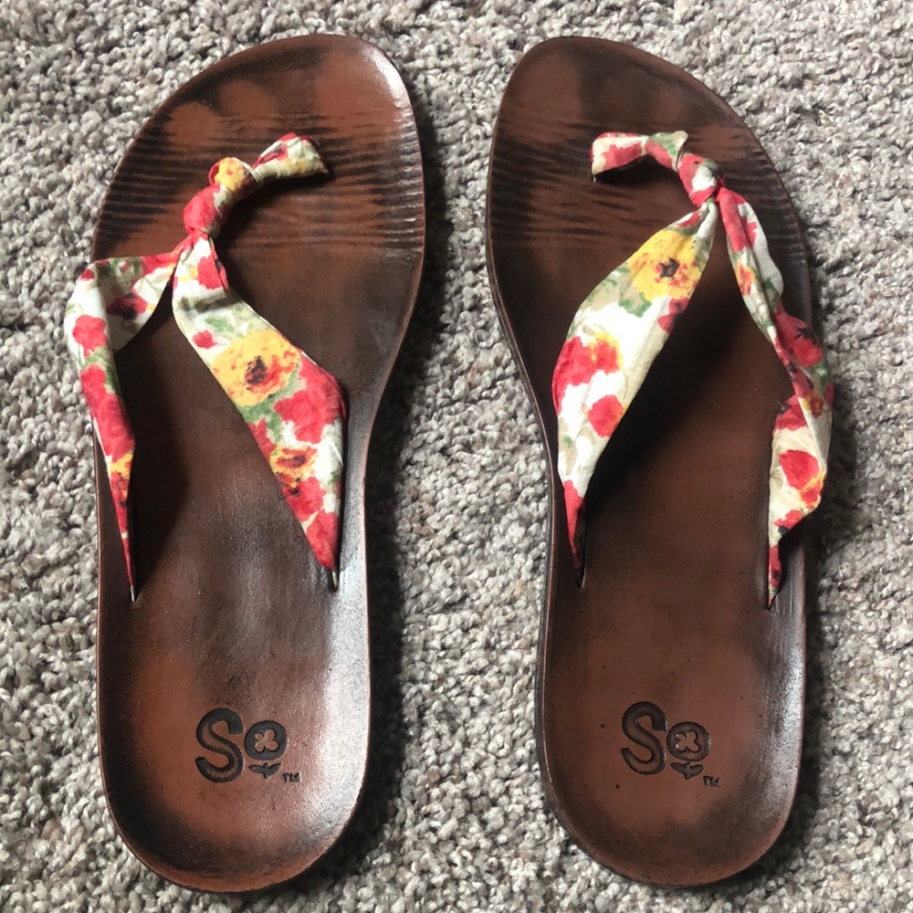 Red floral sandals, size 9.5